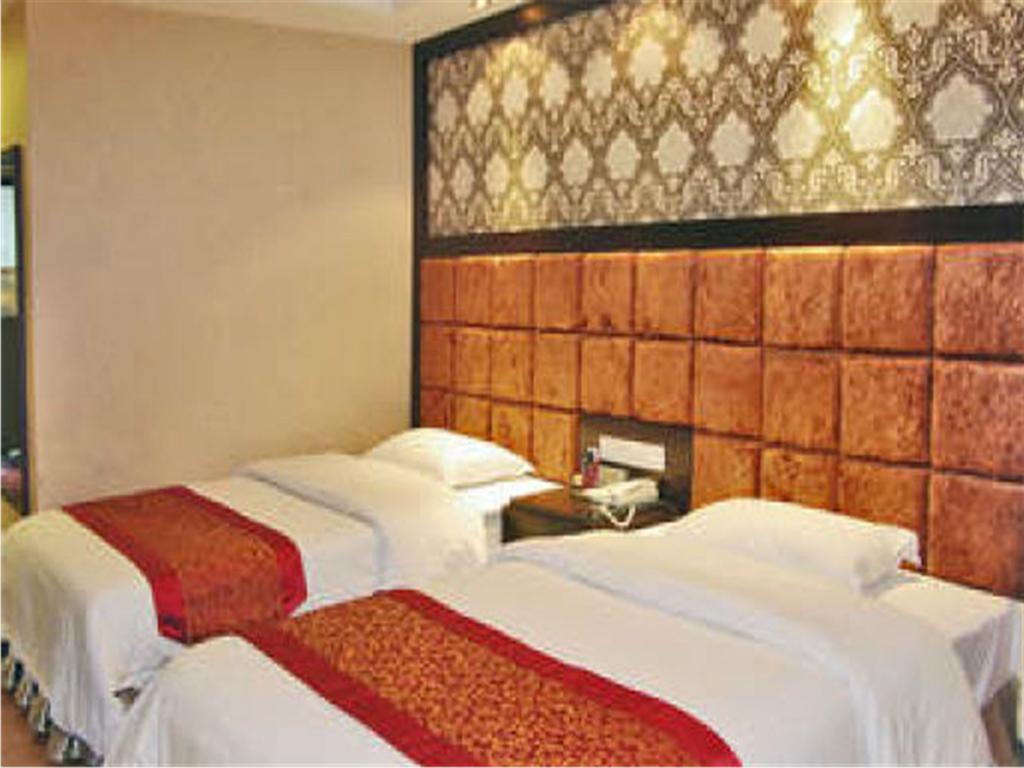 Guangzhou Lucky Hotel Exterior photo