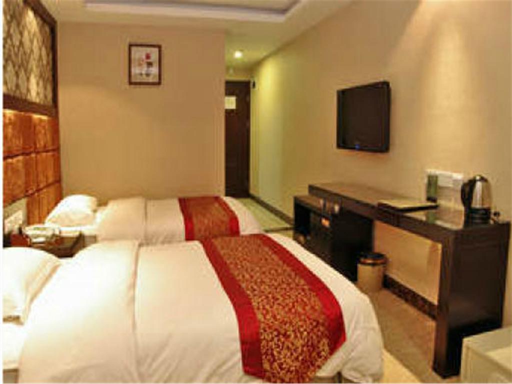 Guangzhou Lucky Hotel Exterior photo